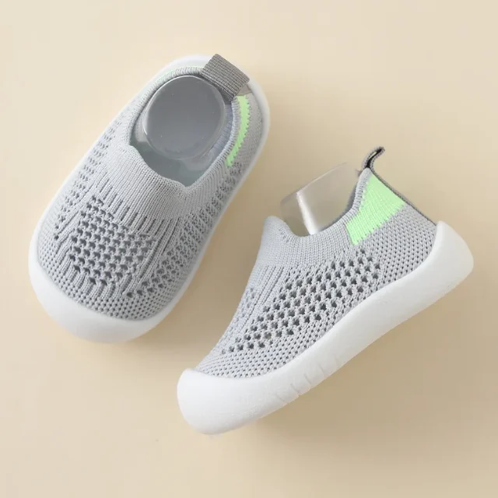 Kids Breathable Sneakers – Lightweight Non-Slip Shoes for Babies and Toddlers