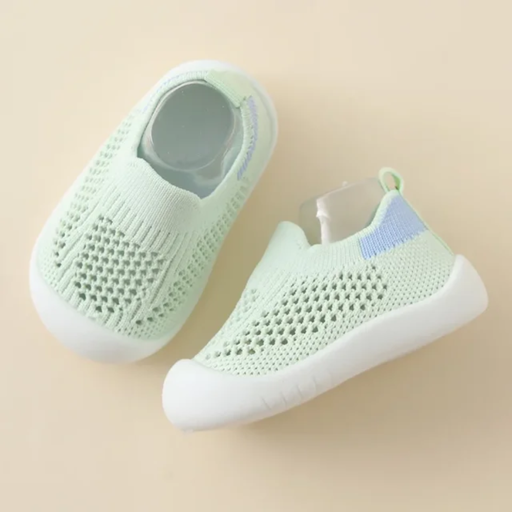 Kids Breathable Sneakers – Lightweight Non-Slip Shoes for Babies and Toddlers