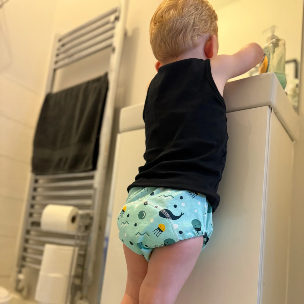 Kids Nighttime Potty Training Kit – Reusable Waterproof Bed Mat for Bedwetting Protection