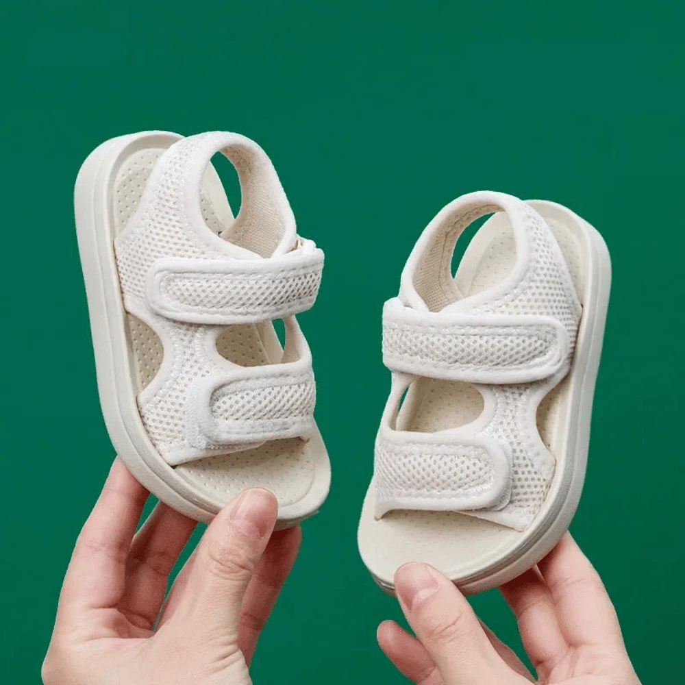 Kids Summer Sandals – Breathable Quick-Dry Sandals with Soft Soles