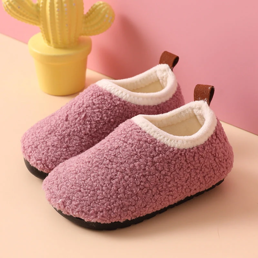 Kids Wool Lined Slippers – Warm Non-Slip Indoor Shoes with Soft Soles