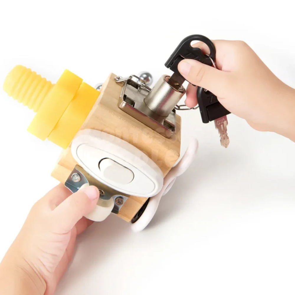 Toddler Busy Cube – Interactive Sensory Activity Toy for Fine Motor Skills