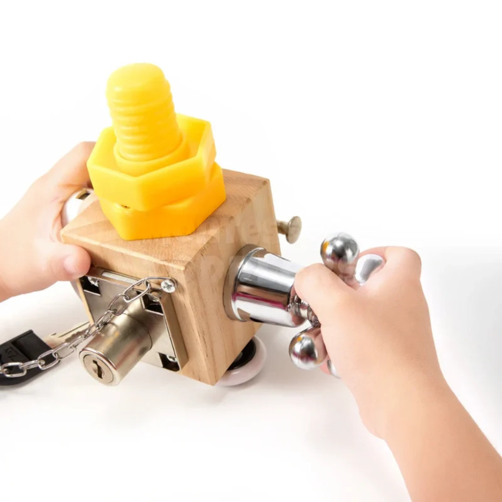 Toddler Busy Cube – Interactive Sensory Activity Toy for Fine Motor Skills